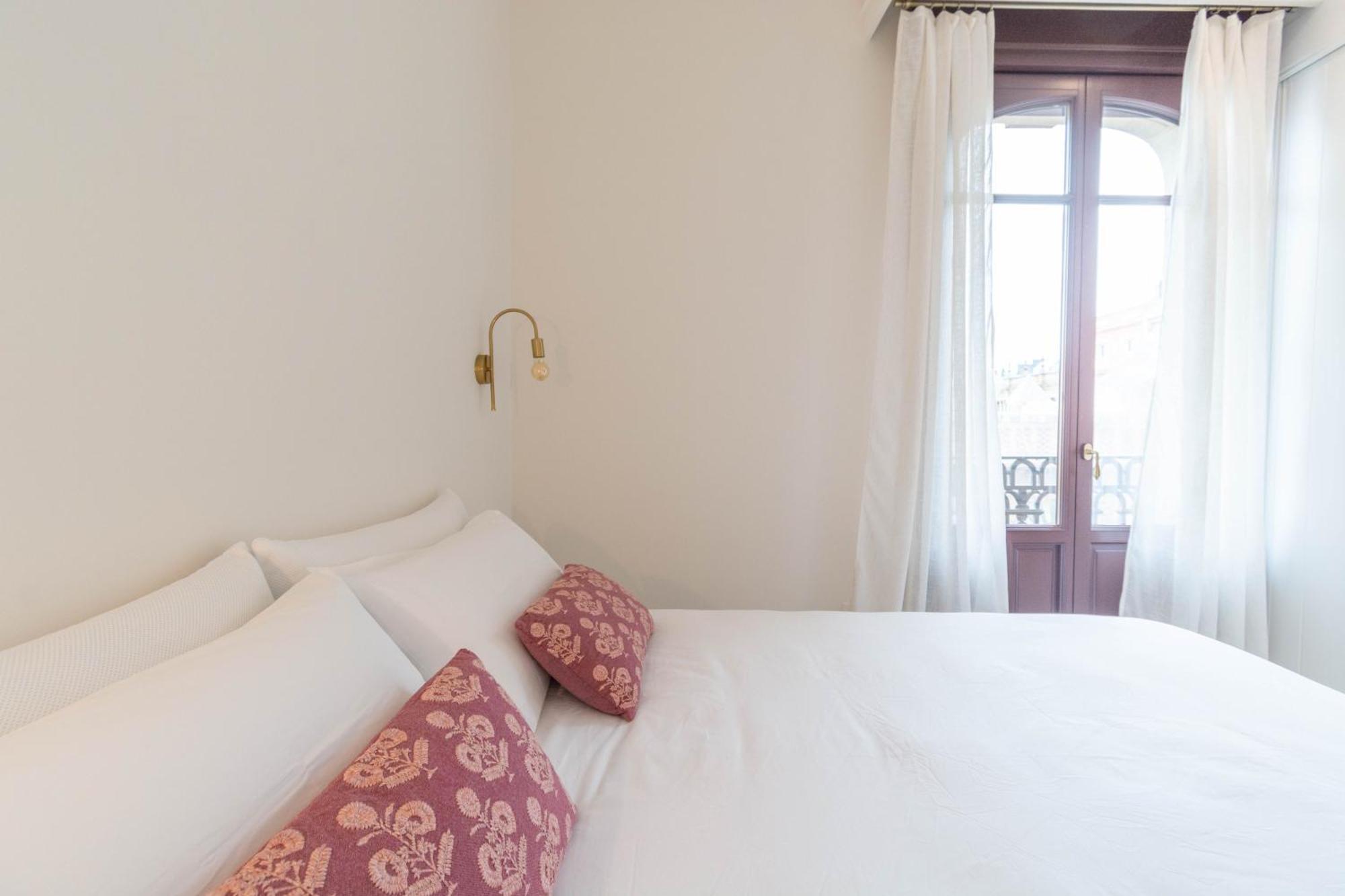 Betis Suites-La Campana Sevilla Kültér fotó